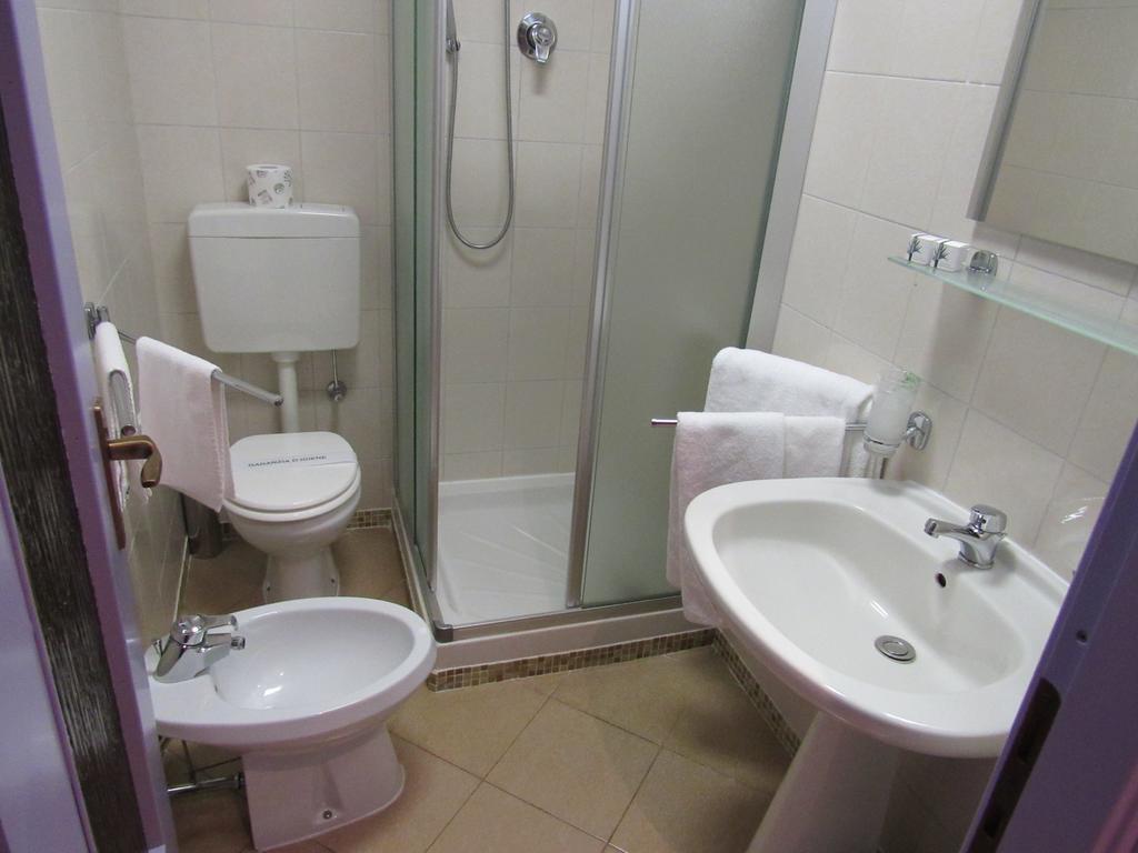 Hotel Elite San Mauro Torinese Quarto foto