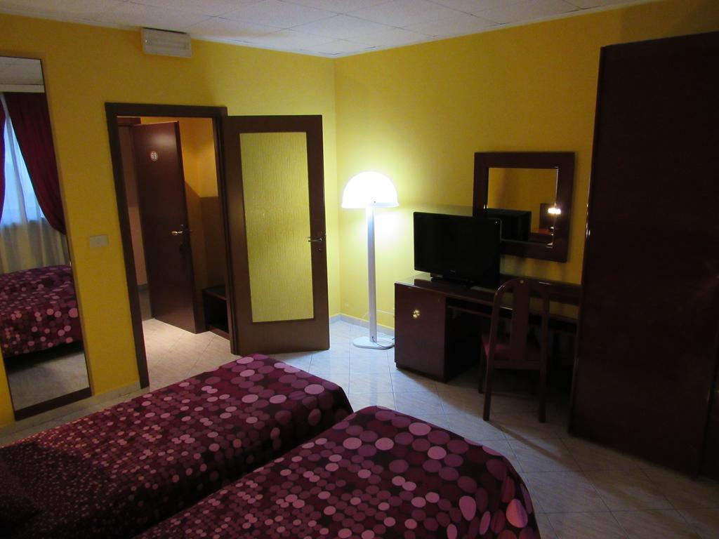Hotel Elite San Mauro Torinese Quarto foto
